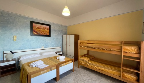 Classic Quadruple Room