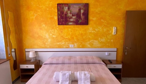 Classic Matrimonial, Multiple Beds, Sea View
