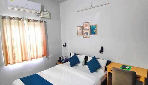 Deluxe Double Room, City View
