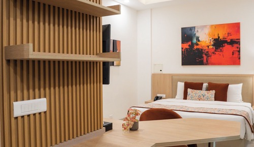Studio - King Room with Balcony