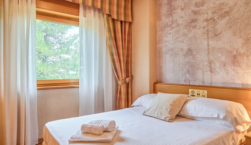 Deluxe Single Room