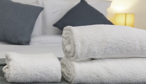 Classic Double Room, Ensuite, City View (2)