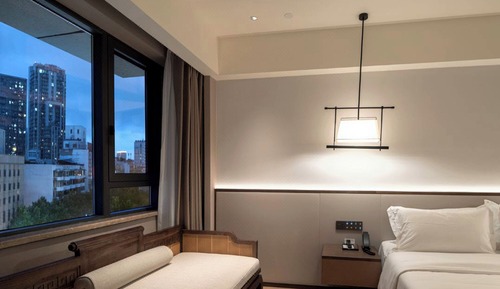 Deluxe Room, Courtyard View