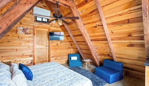 Classic Cabin, Garden View