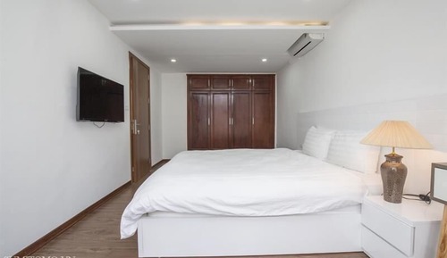 Luxury Apartment, Lake View