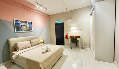 Romantic Studio