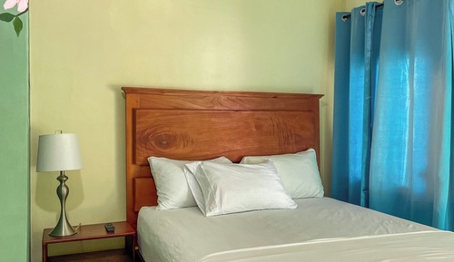 Comfort Triple Room, Mountain View