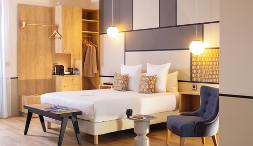Executive Suite