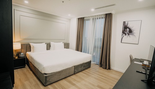 Family Double Room, City View