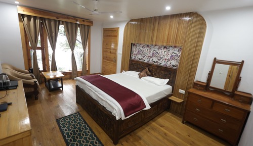 Cottage Villa with Private Terrace