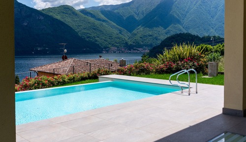 Comfort Villa, 4 Bedrooms, Lake View