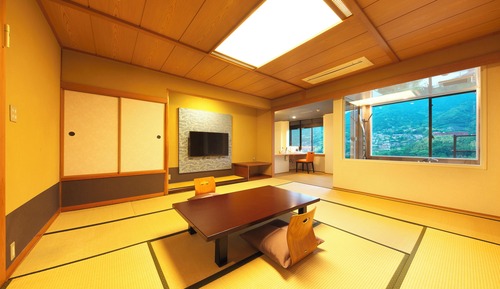 Traditional Room, Non Smoking, Mountain View