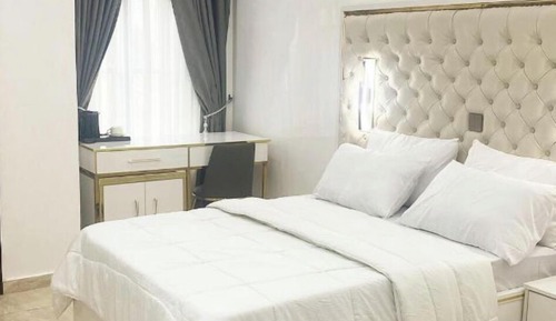 Classic Room, City View