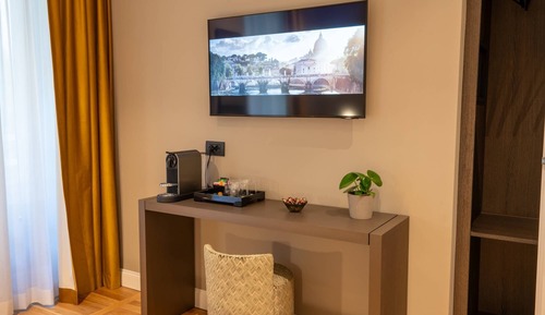 Deluxe Double or Twin Room, Garden View