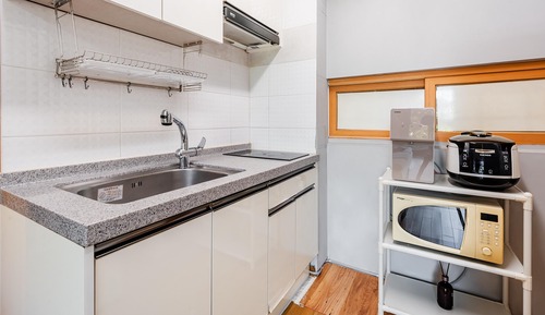 Basic Room, 2 Bedrooms (Room 102)