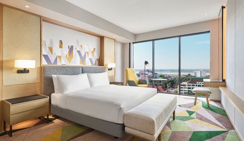 Suite, 1 Bedroom, Kitchenette (Mekong View)