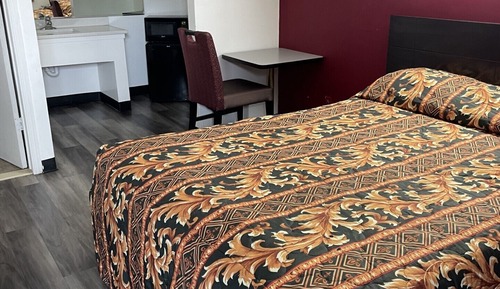 Deluxe Studio Suite