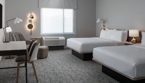 Studio, 2 Queen Beds (Hearing Accessible)