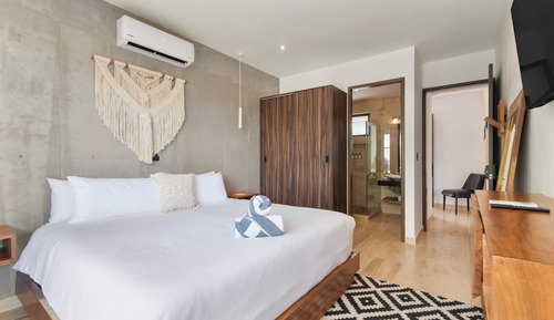 Superior Apartment, Multiple Beds