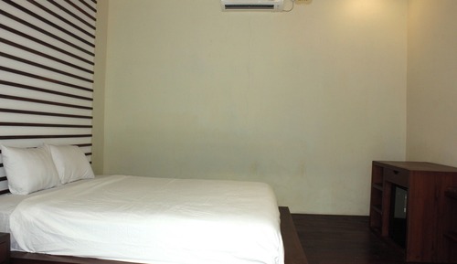 Standard Suite