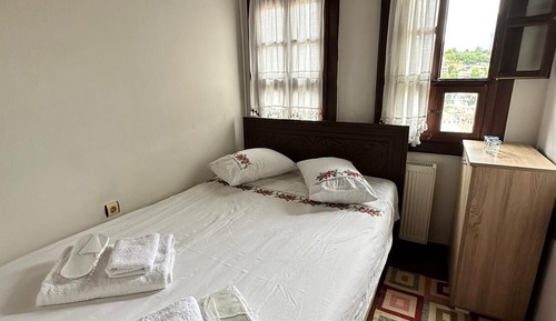 Basic Double Room, City View