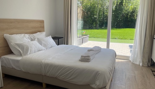 Signature Suite