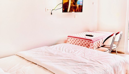 Romantic Studio