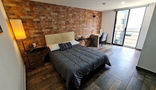 Classic Room, City View