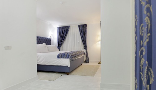 Standard Suite
