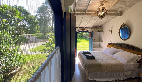 Suite, Garden View