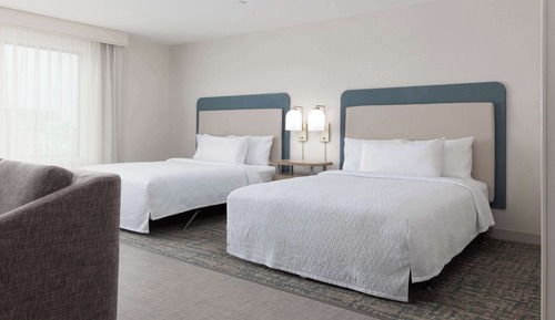 Studio, 2 Queen Beds, Accessible, Bathtub (Mobility)