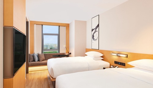 Standard Room, 2 Double Beds, City View