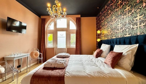 Grand Suite, City View