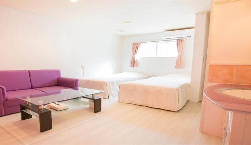 Standard Twin Room
