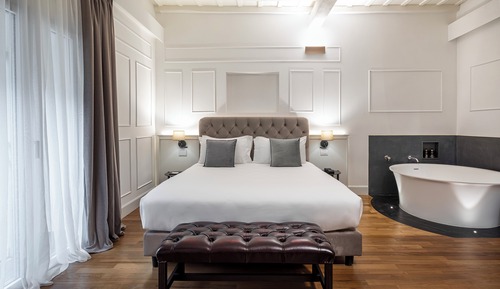 Signature Suite (Condotti)