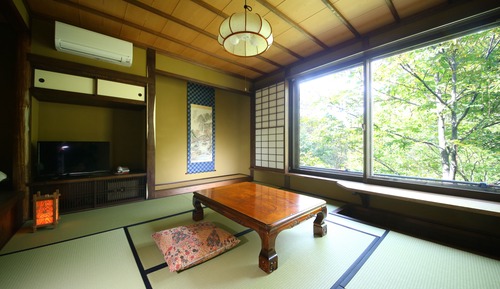 [Kawakurumi] Japanese-Western style suite 12 tatami with semi-open-air hot spring bath Non smoking