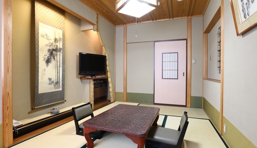 [Take] Japanese style room 7 tatami with semi-open-air hot spring bath Non smoking