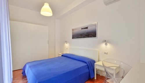 2 bedroom apartment with patio - dependance
