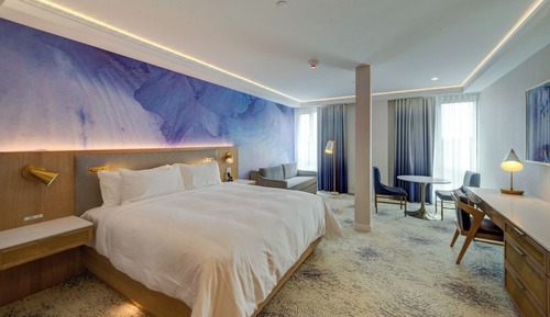 Junior Room