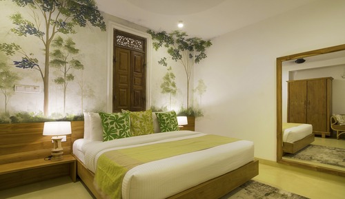 Superior Double Room, Pool View
