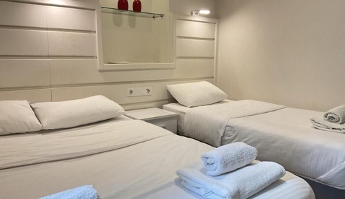 Standard Triple Room, City View