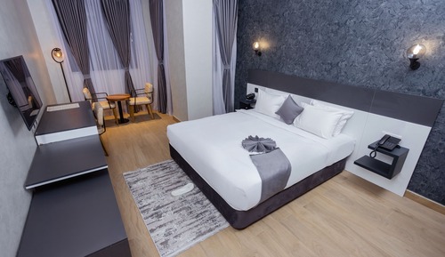 Family Double or Twin Room, City View