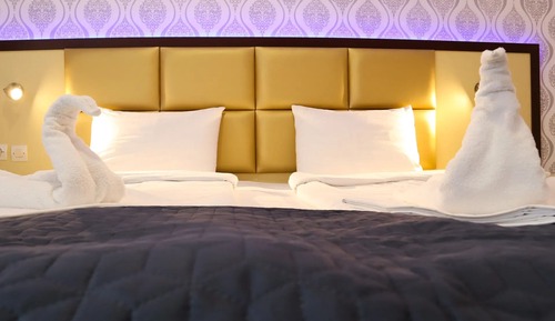 Double Room, Partial Sea View