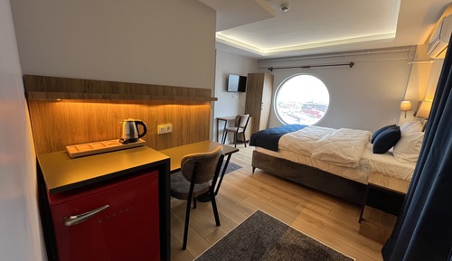 Panoramic Room