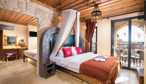 Family Room With JAKUZI, Balcony