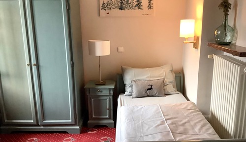 Single Room, 1 Twin Bed, Non Smoking, Private Bathroom