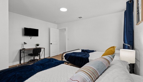 Apartment (3 Bedrooms)