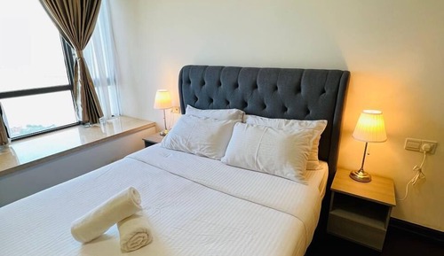 Honeymoon Apartment