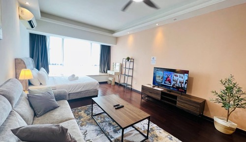 Luxury Studio
