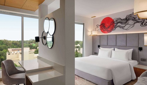 Premium Room, 1 King Bed with Sofa bed, Non Smoking